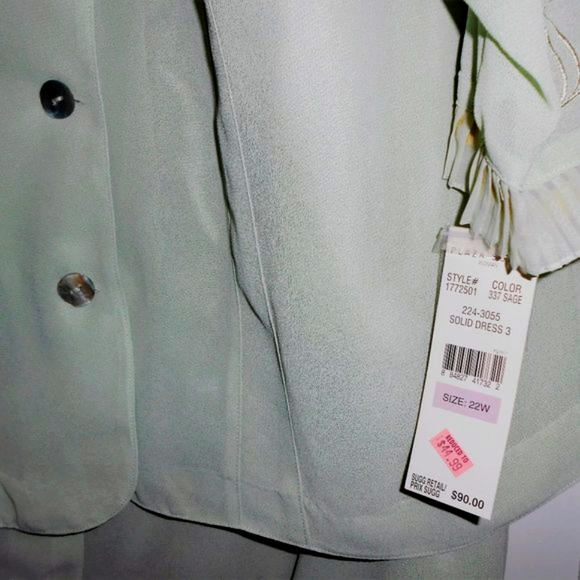 Woman's 2pc Blouse/Jacket & Skirt Set - Picture 5 of 16